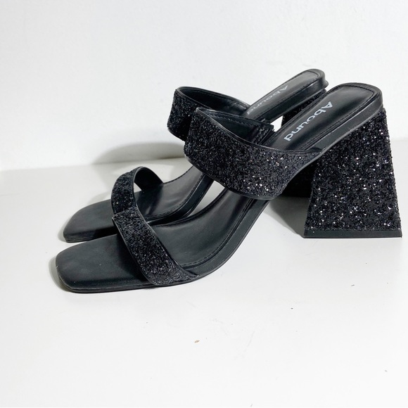 Abound Black Glitter Sandals - Picture 5 of 8